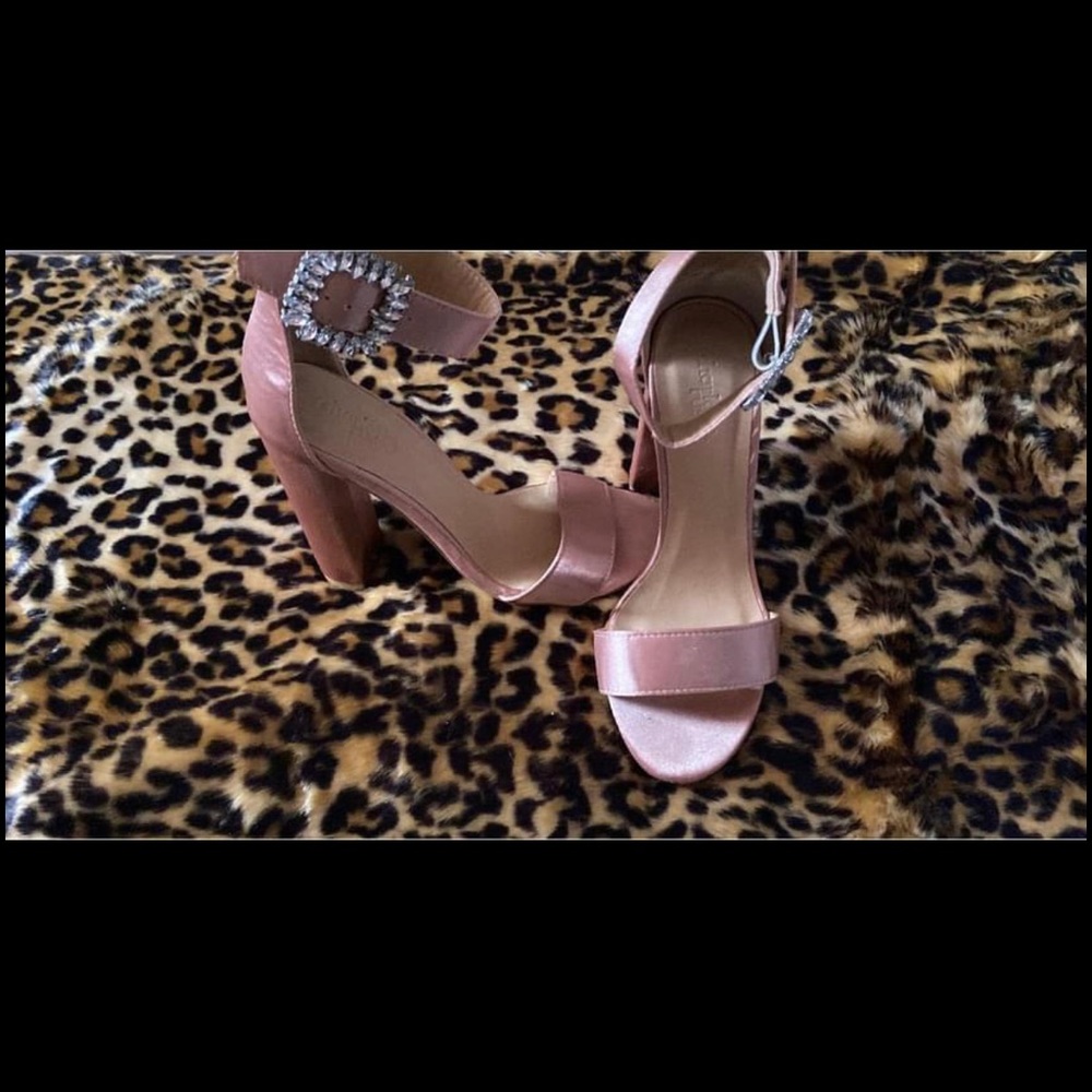 Charlotte Russe block heel never worn no tag